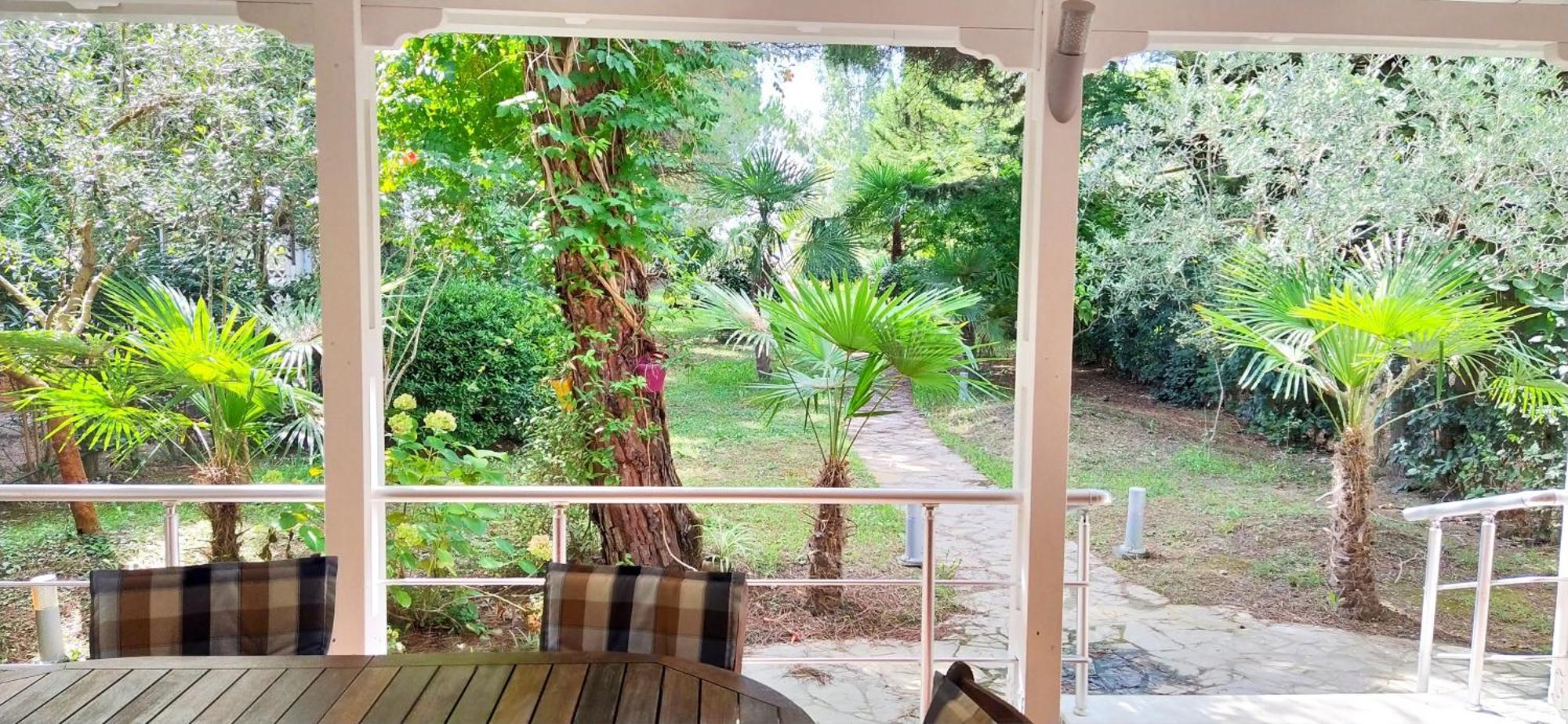 Vacation Home In Gjiri I Lalezit, Lalez, ドゥラス エクステリア 写真